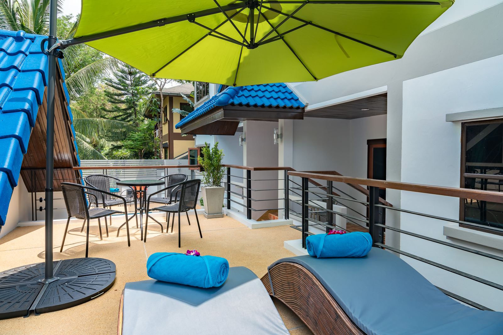 A2 - 2BR Apt with Lakeview Terrace